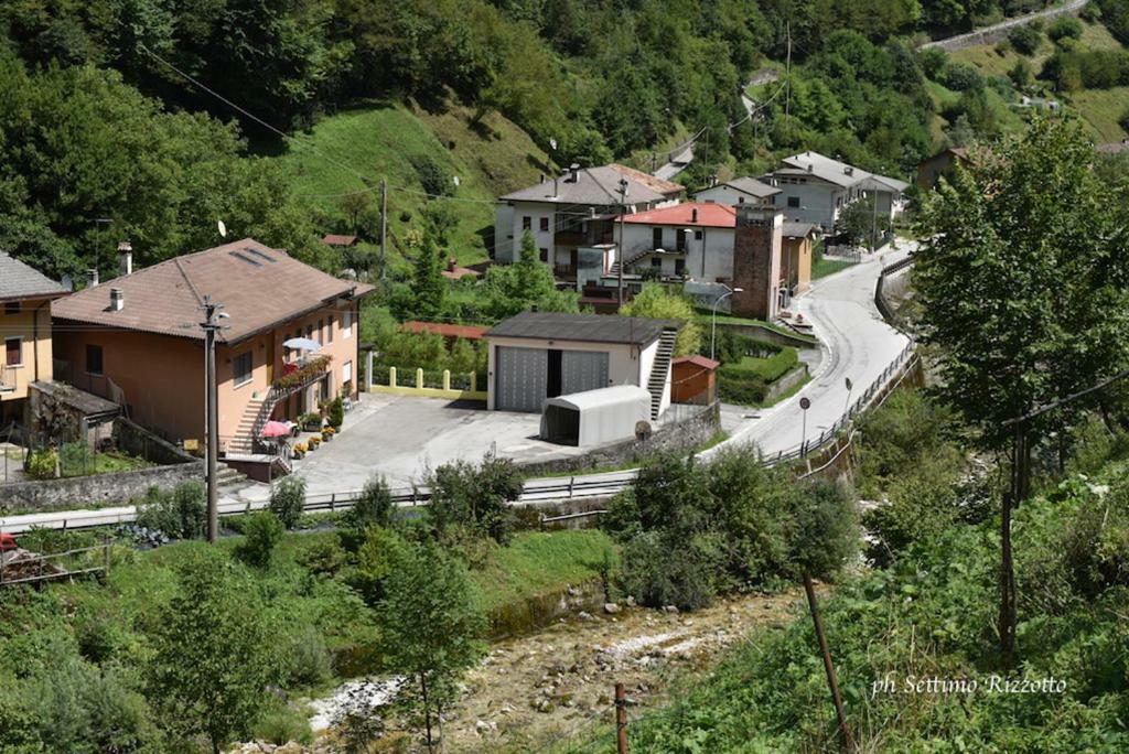 In Valle - Alloggio Vacanze Quero Exteriör bild